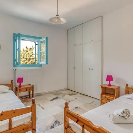 Mirtula - Lush Garden & Plunge Pool Holiday home *